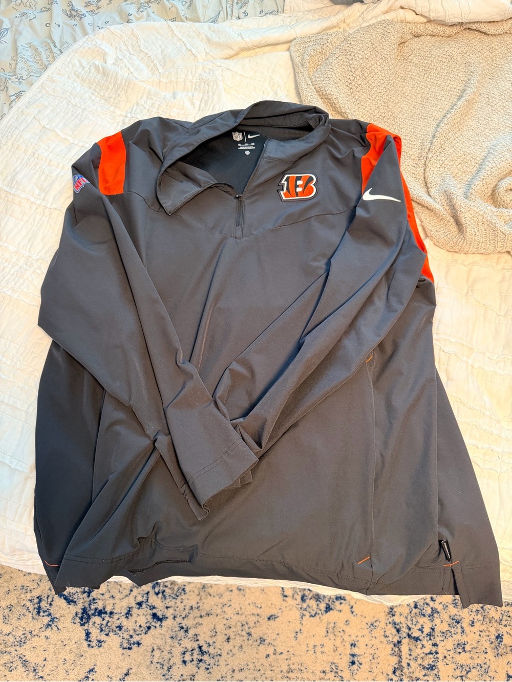 Nike Men's Gray & Orange Cincinnati Bengals Quarter-Zip Performance Pullover